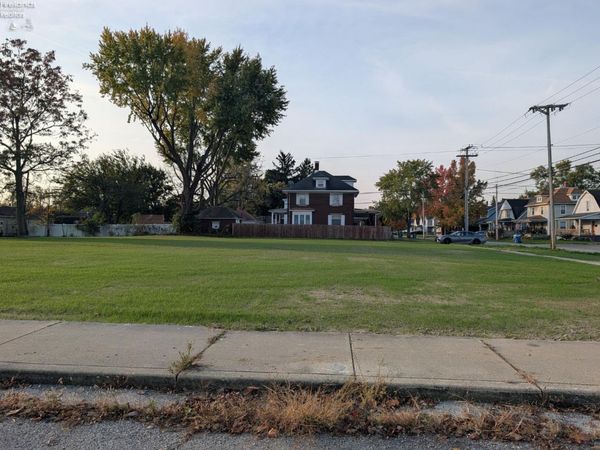 901 E State Street, Fremont, OH 43420