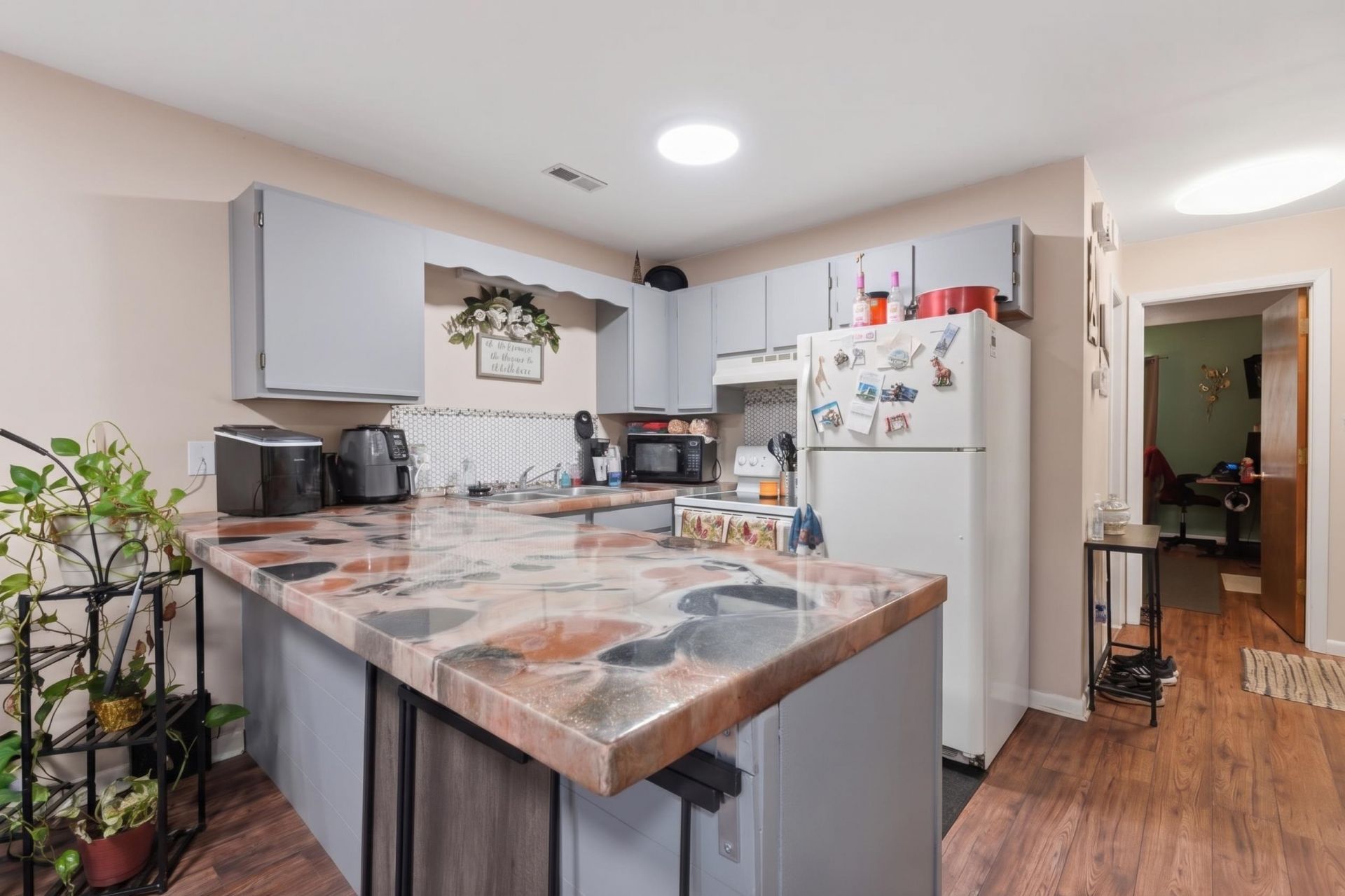 500 Fairway Village Dr.  Photo 12