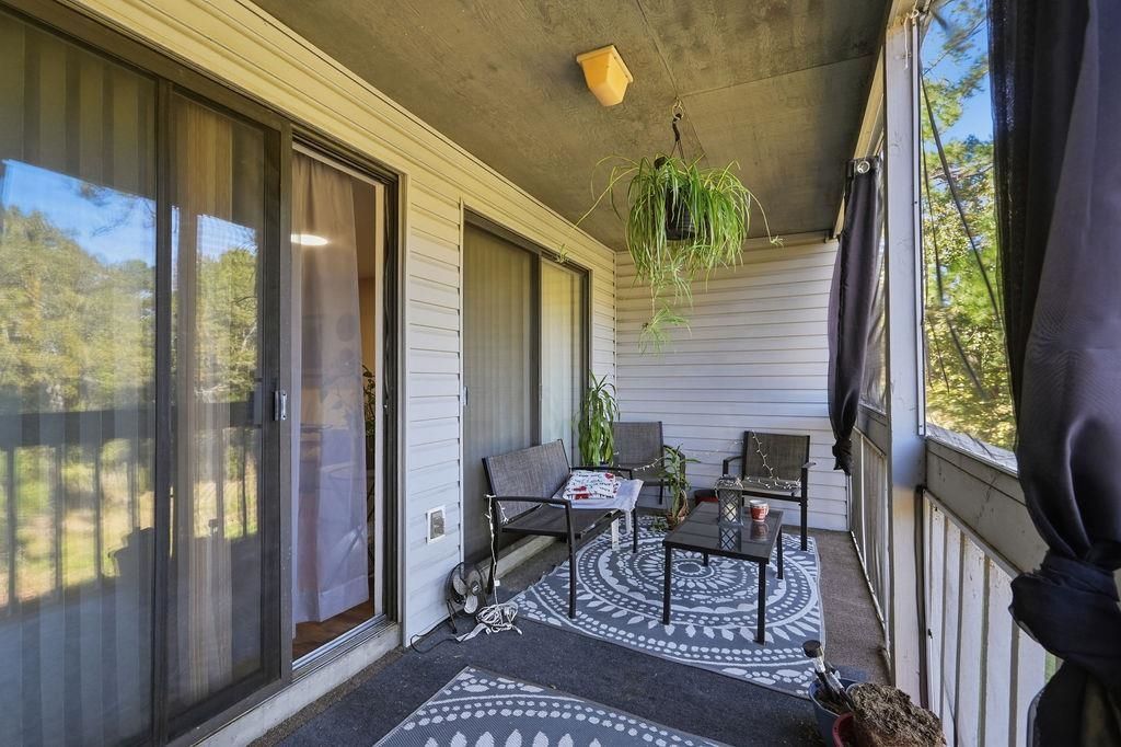 500 Fairway Village Dr.  Photo 20
