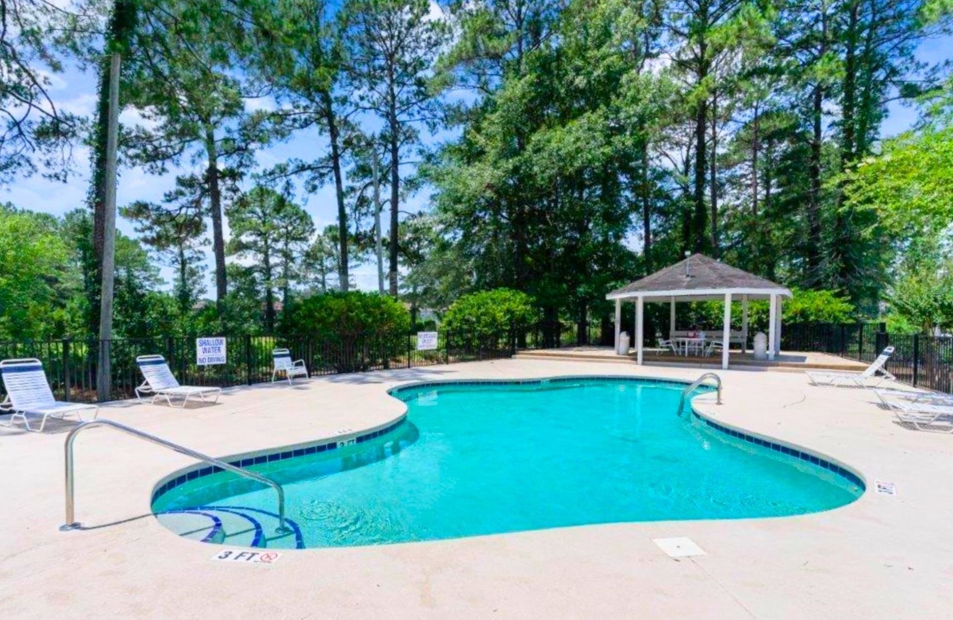 500 Fairway Village Dr.  Photo 6