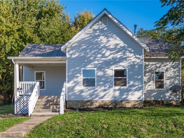 717 Baker Street , Zanesville, OH 43701