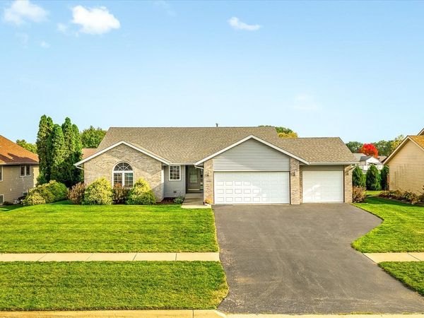 1065 Wils Woods , Machesney Park, IL 61103