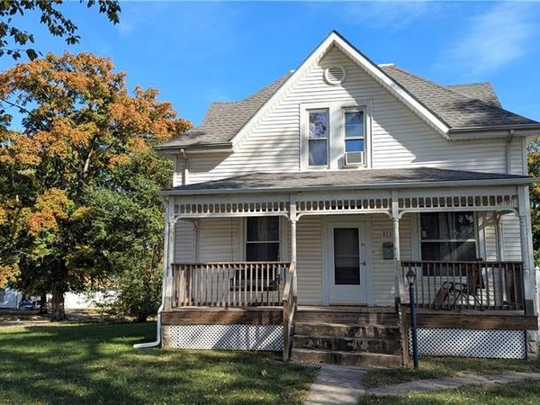 511 N 6th Street, Hiawatha, KS 66434