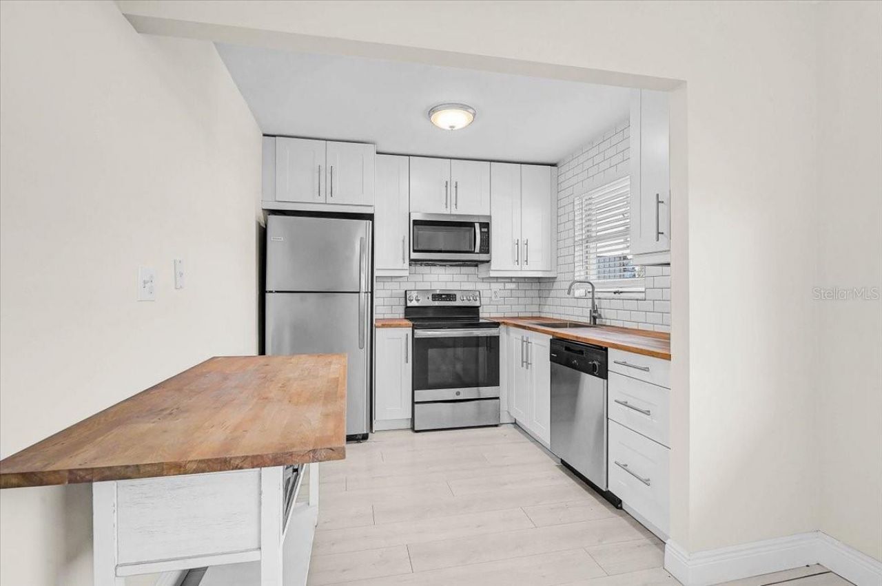 4480 Ironwood Circle , Unit 216A, Bradenton, FL 34209 Photo