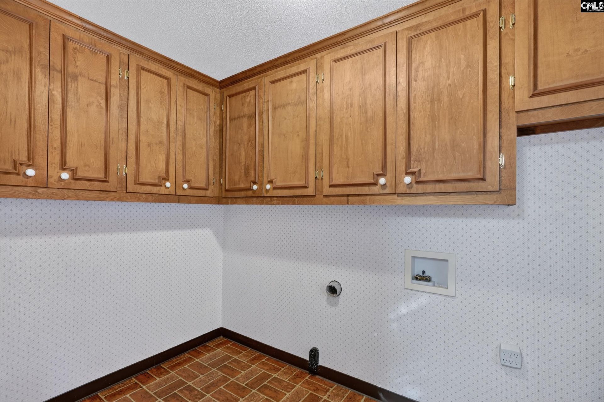 500 White Falls Drive  Photo 14