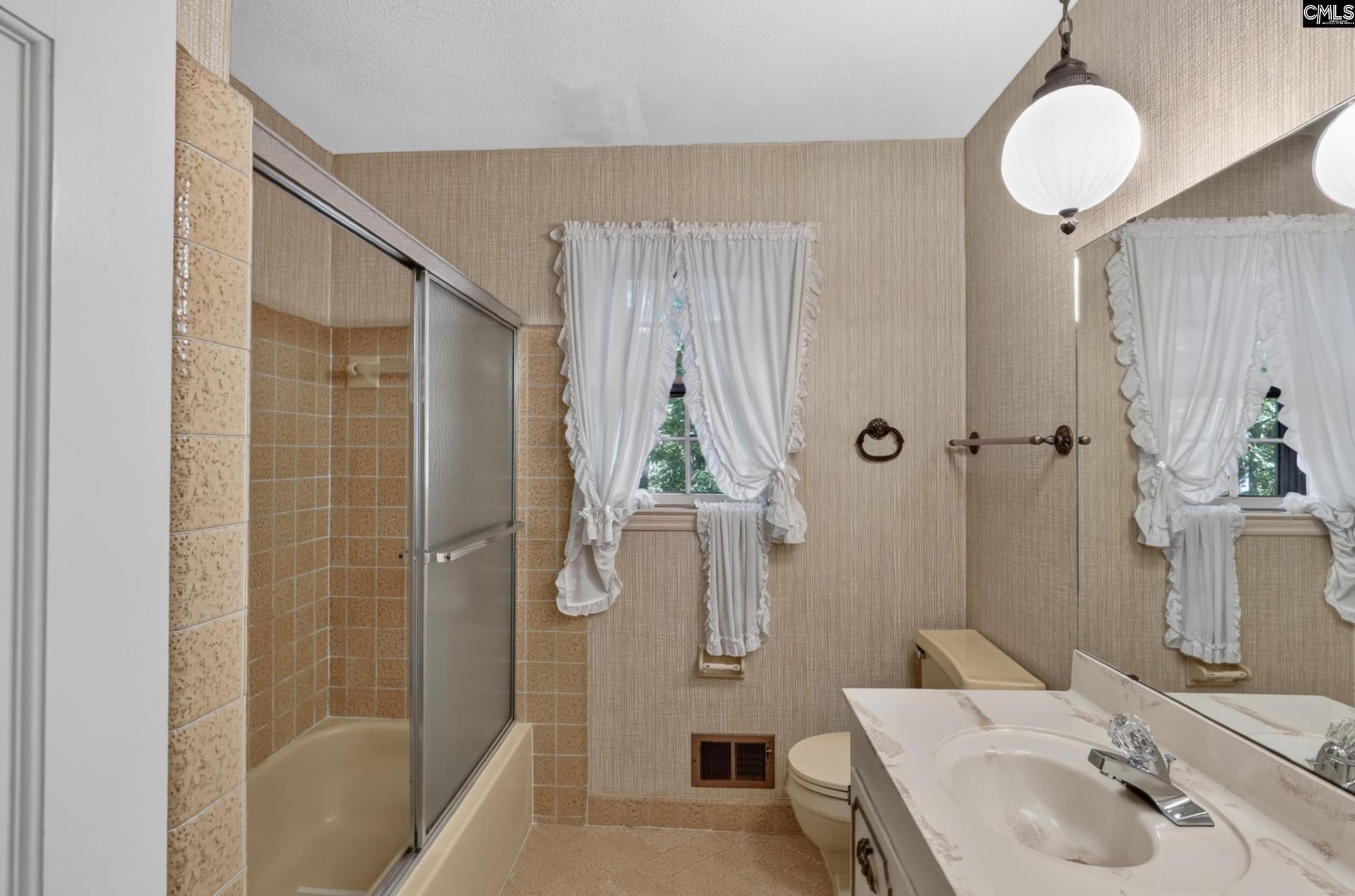 500 White Falls Drive  Photo 34