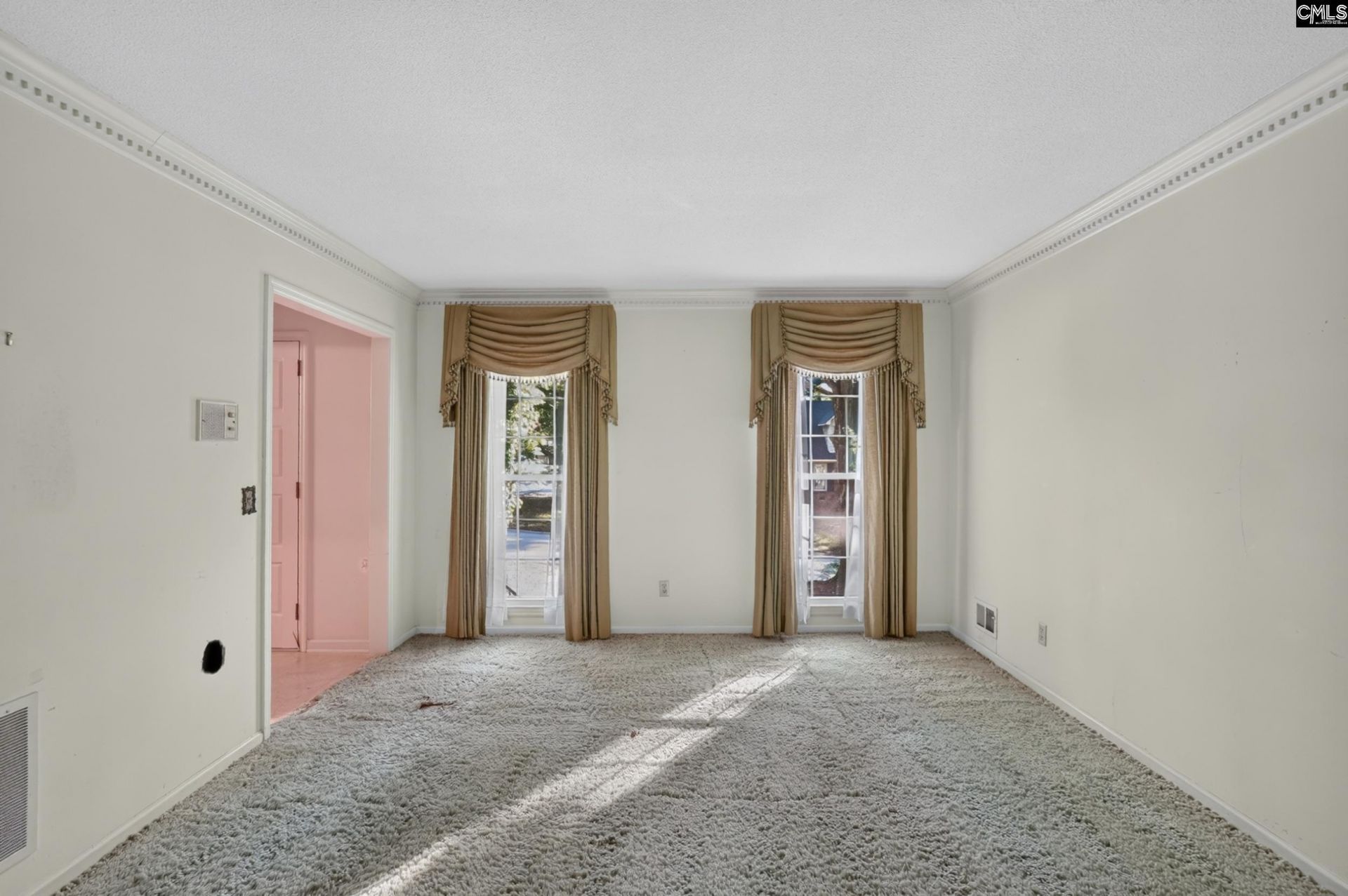 500 White Falls Drive  Photo 5