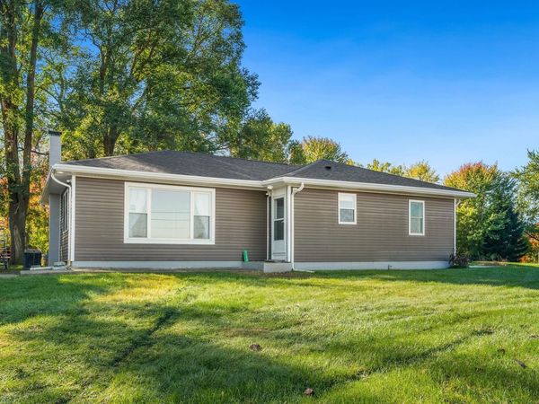 3159 W Crystal Lake Road, Warsaw, IN 46580