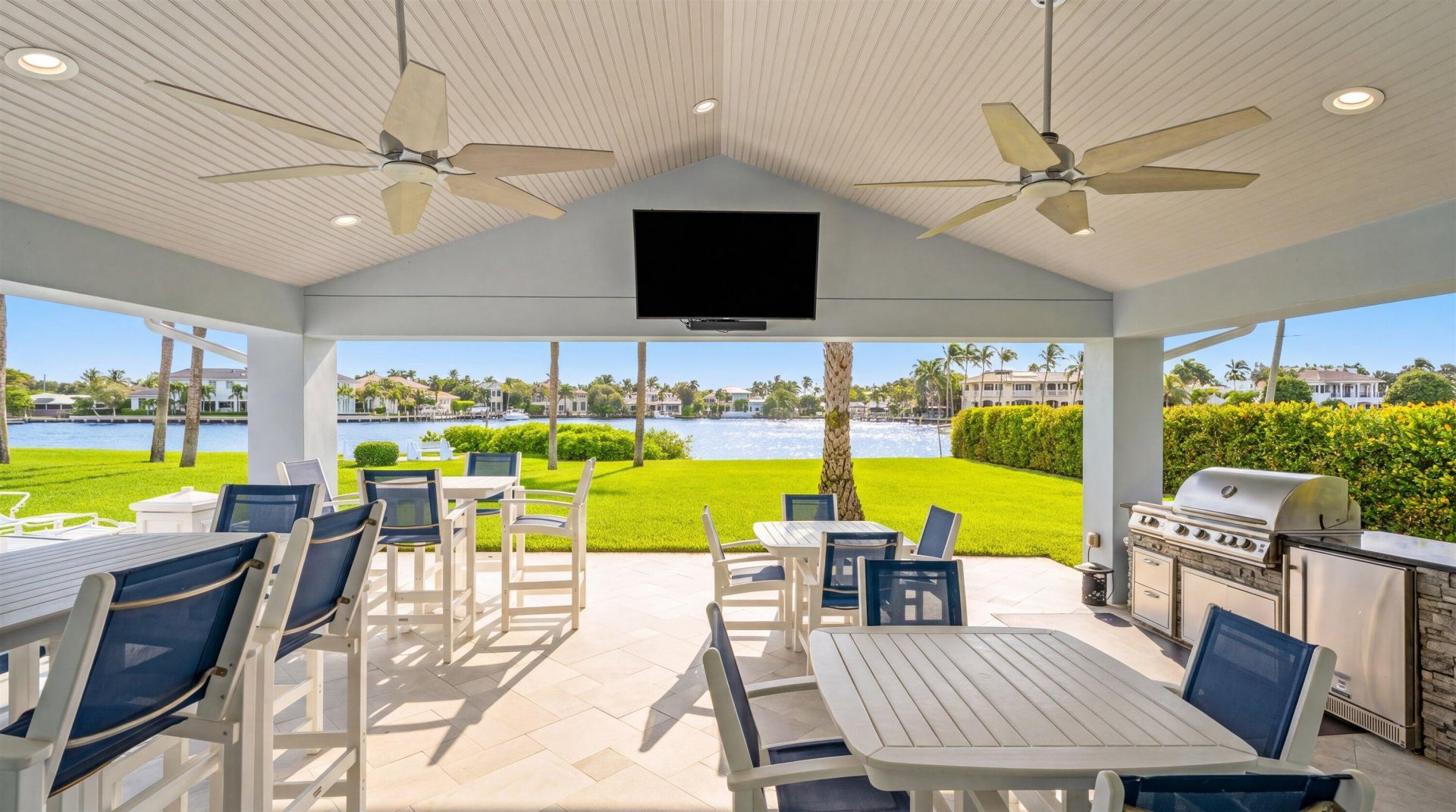 611 SE 7th Street, Unit PH-5, Delray Beach, FL 33483 Photo