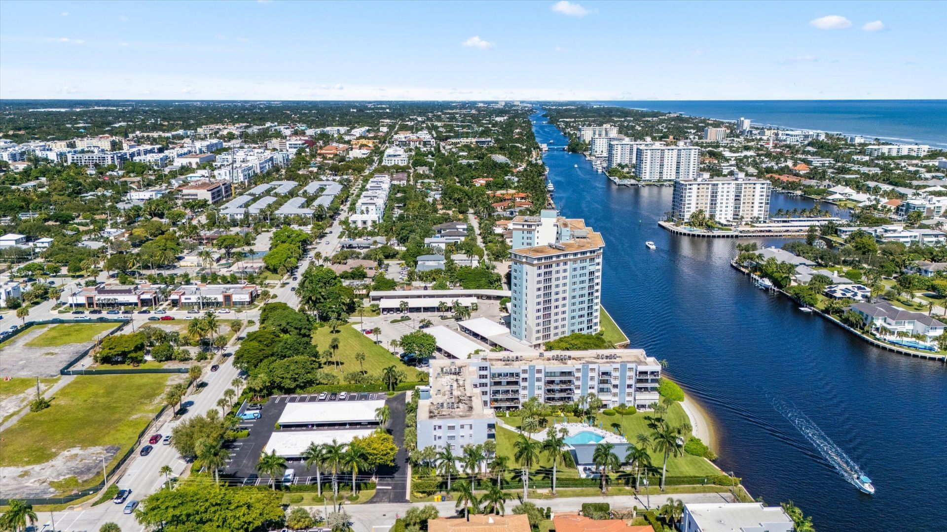 611 SE 7th Street, Unit PH-5, Delray Beach, FL 33483 Photo