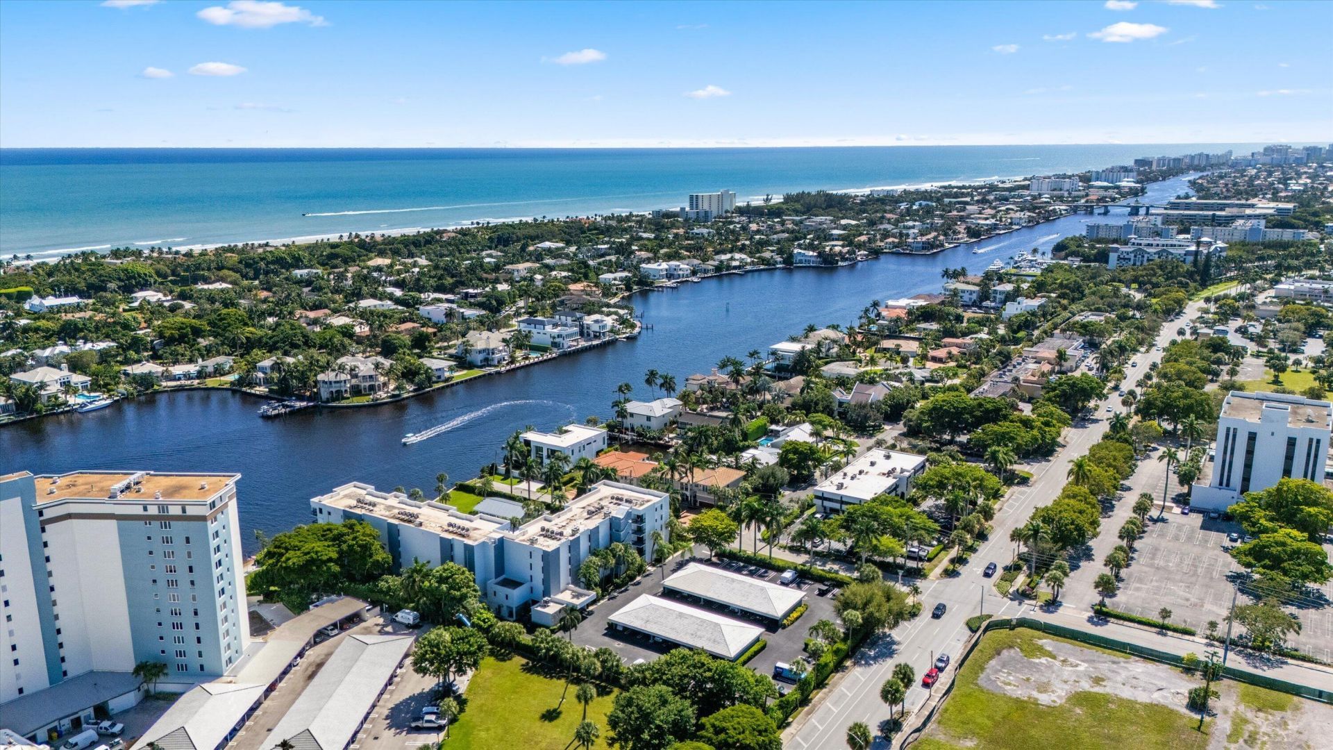 611 SE 7th Street, Unit PH-5, Delray Beach, FL 33483 Photo
