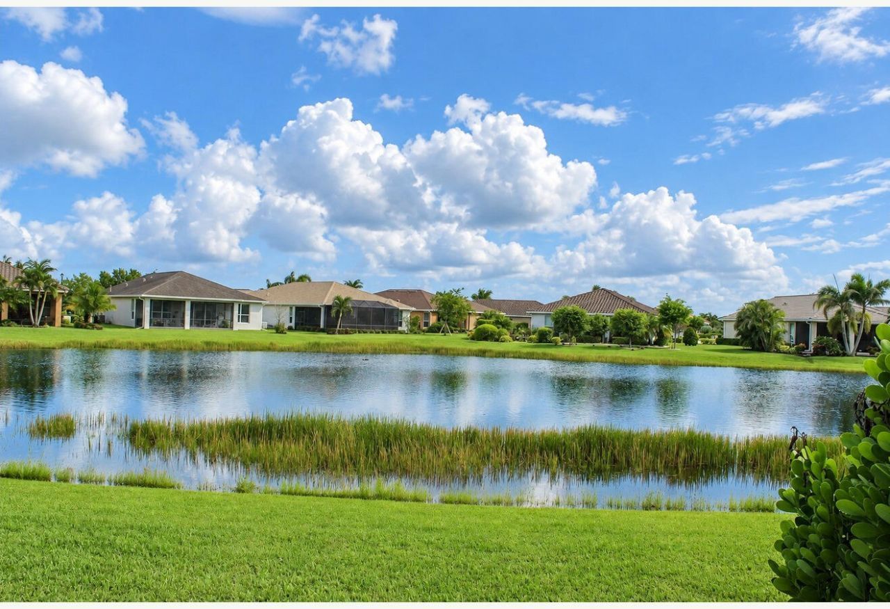 9859 SW Trumpet Tree Circle, Port Saint Lucie, FL 34987 Photo
