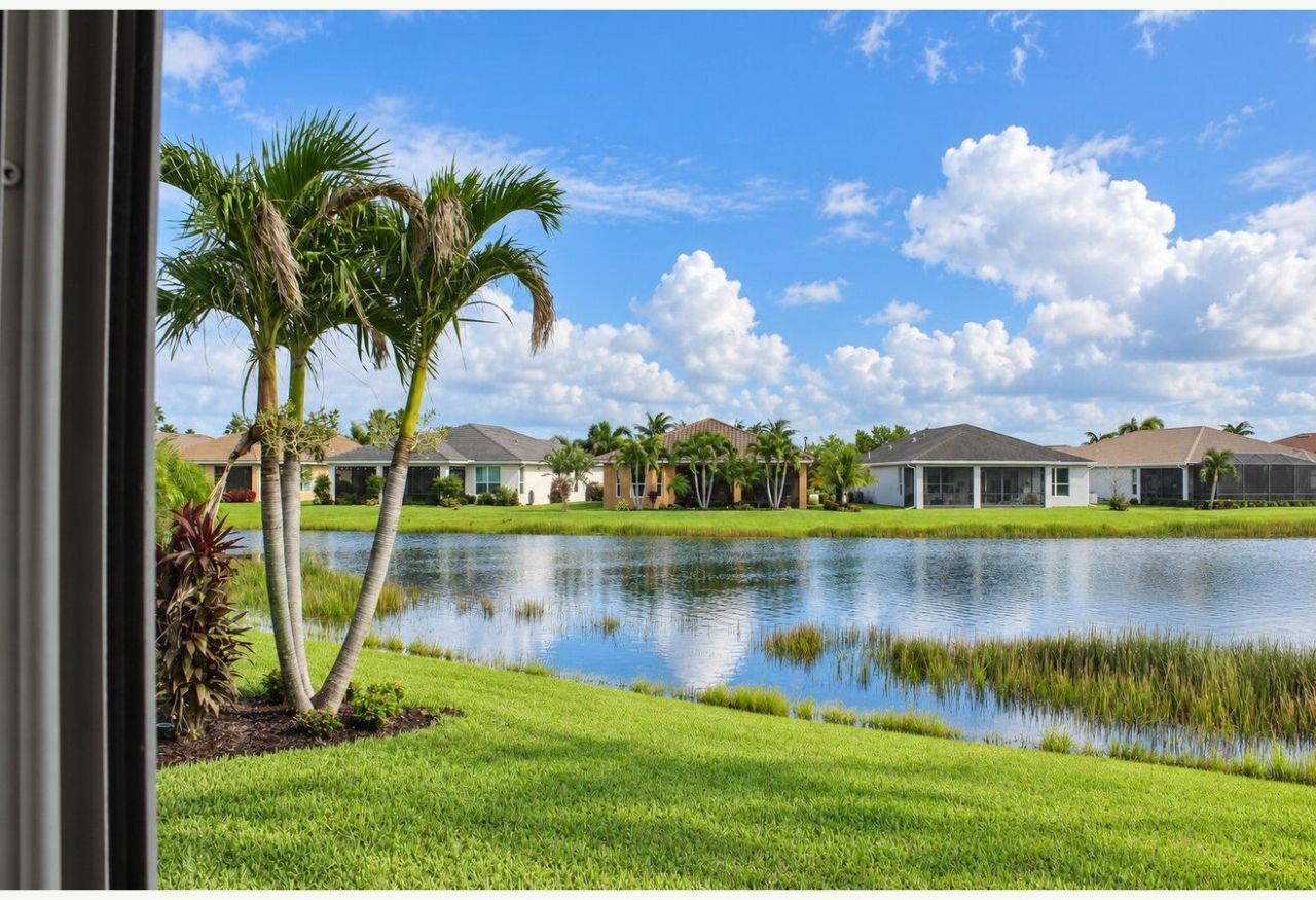 9859 SW Trumpet Tree Circle, Port Saint Lucie, FL 34987 Photo