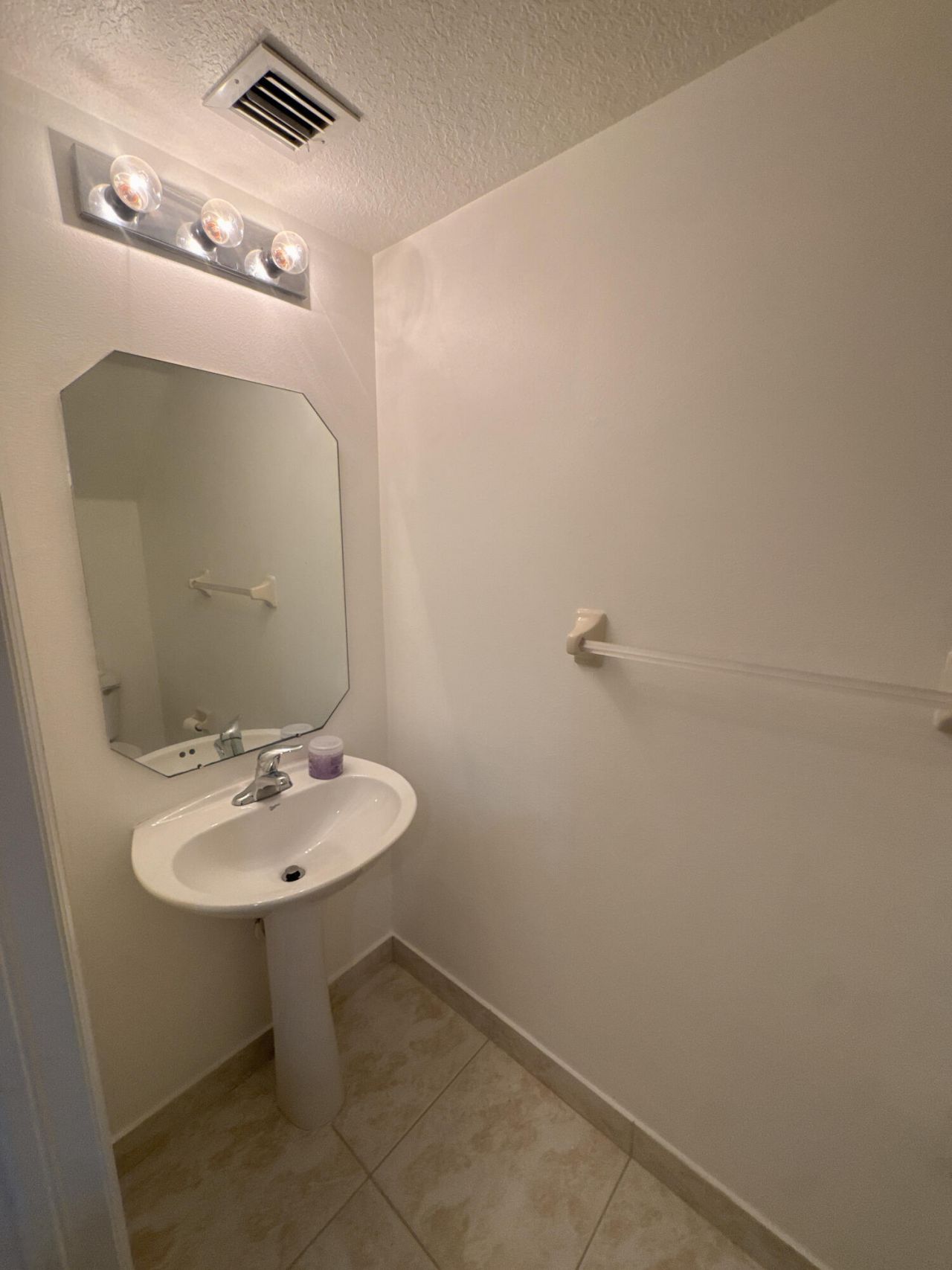 5398 SE Mitchell Lane, Stuart, FL 34997 Photo