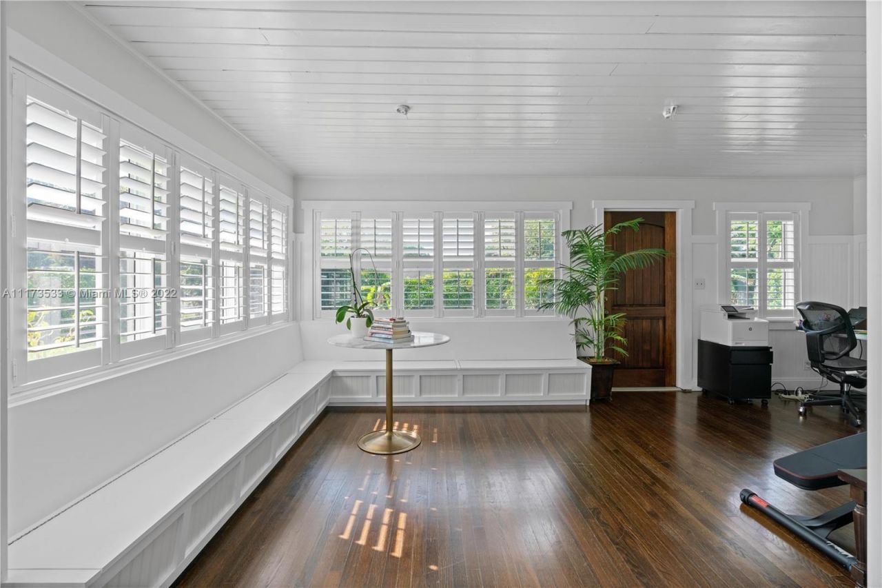 330 Center Street, Jupiter, FL 33458 Photo
