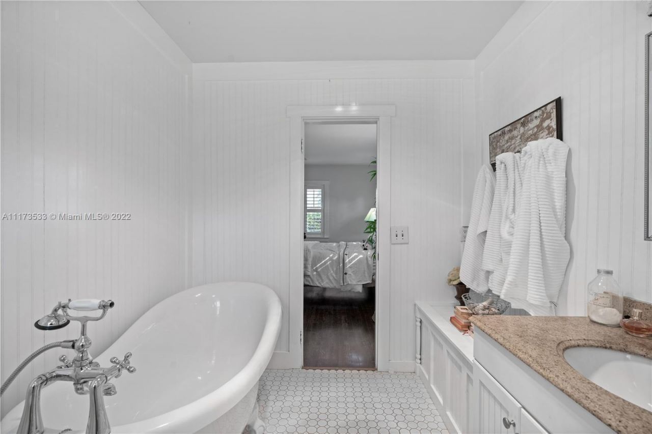 330 Center Street, Jupiter, FL 33458 Photo