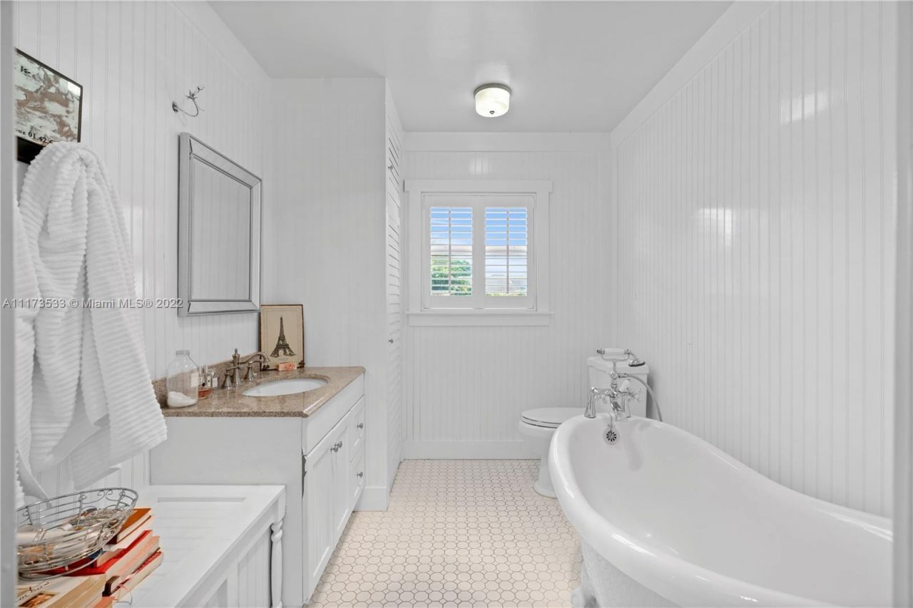 330 Center Street, Jupiter, FL 33458 Photo