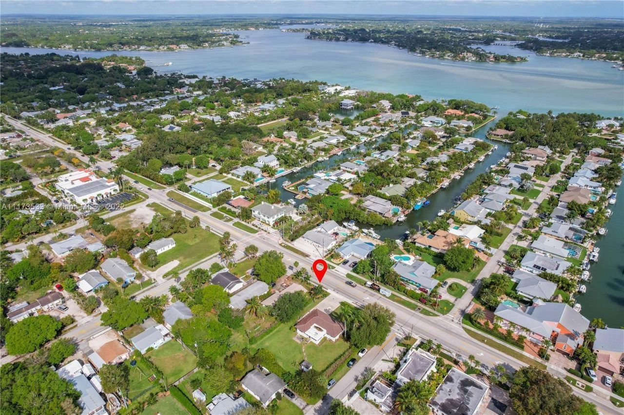 330 Center Street, Jupiter, FL 33458 Photo