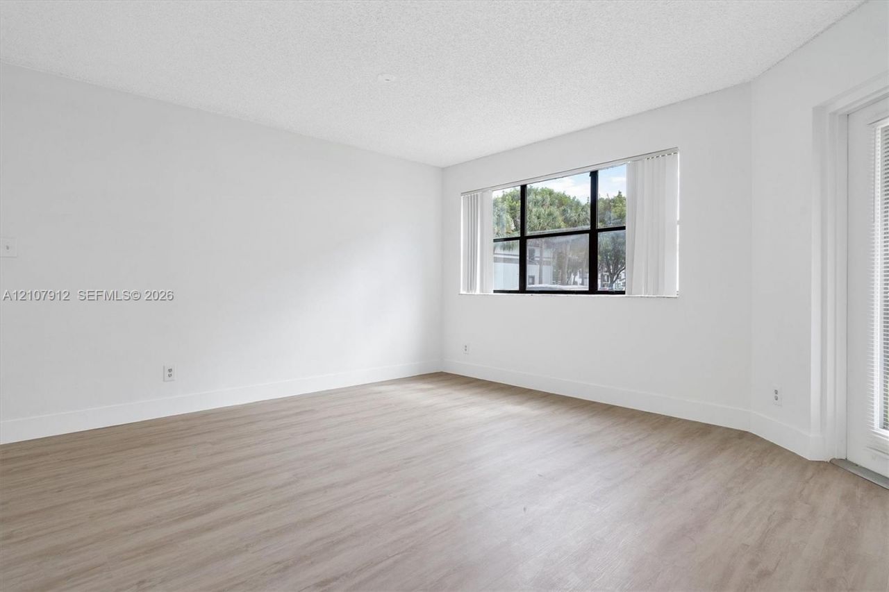 540 S Park Rd , Unit 112-9, Hollywood, FL 33021 Photo