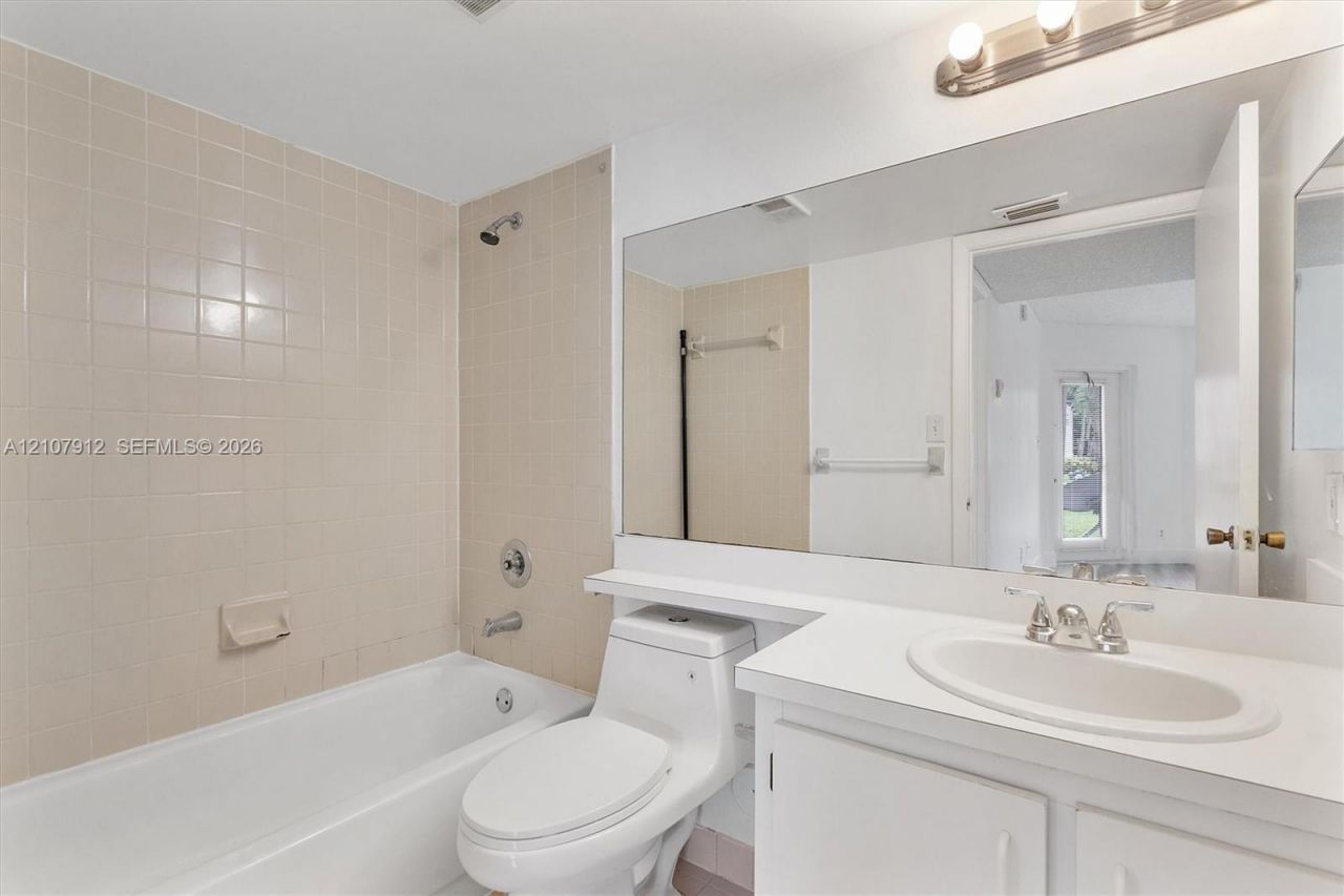 540 S Park Rd , Unit 112-9, Hollywood, FL 33021 Photo