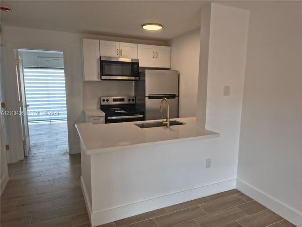 7220 Fairway Dr , Unit G4, Miami Lakes, FL 33014