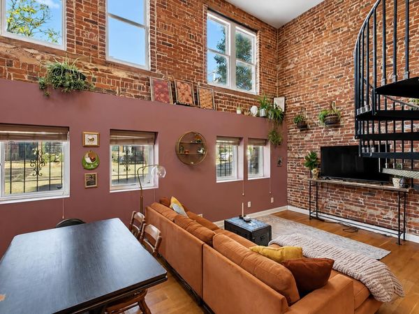 102 Hamilton Avenue , Columbus, OH 43203
