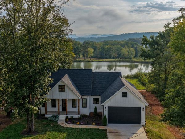 201 Clubhouse Drive , Jasper, TN 37347