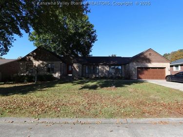 46 Sherwood Circle, Hurricane, WV 25526