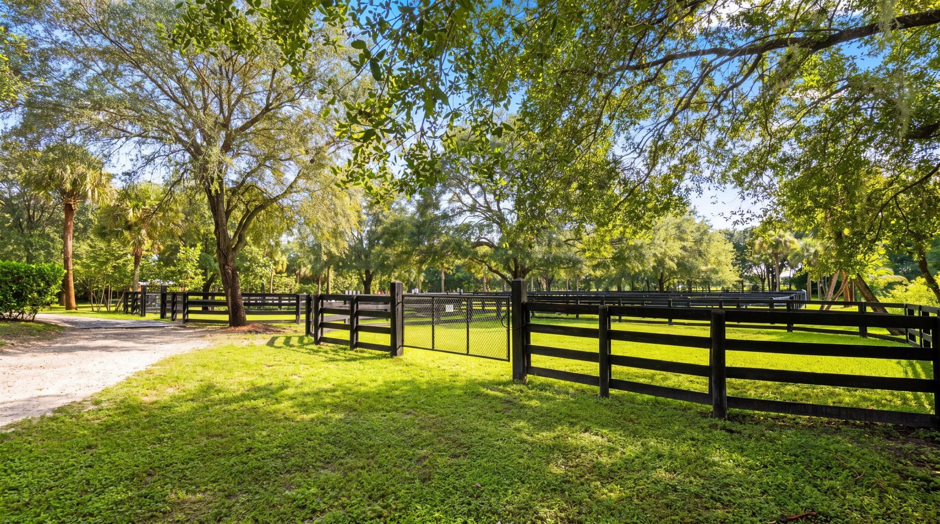 4980 Stables Way, Wellington, FL 33414 Photo