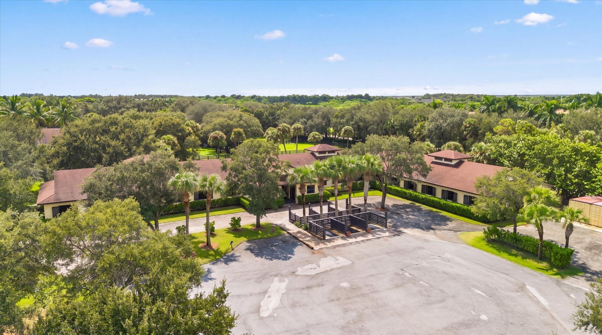 4980 Stables Way, Wellington, FL 33414 Photo