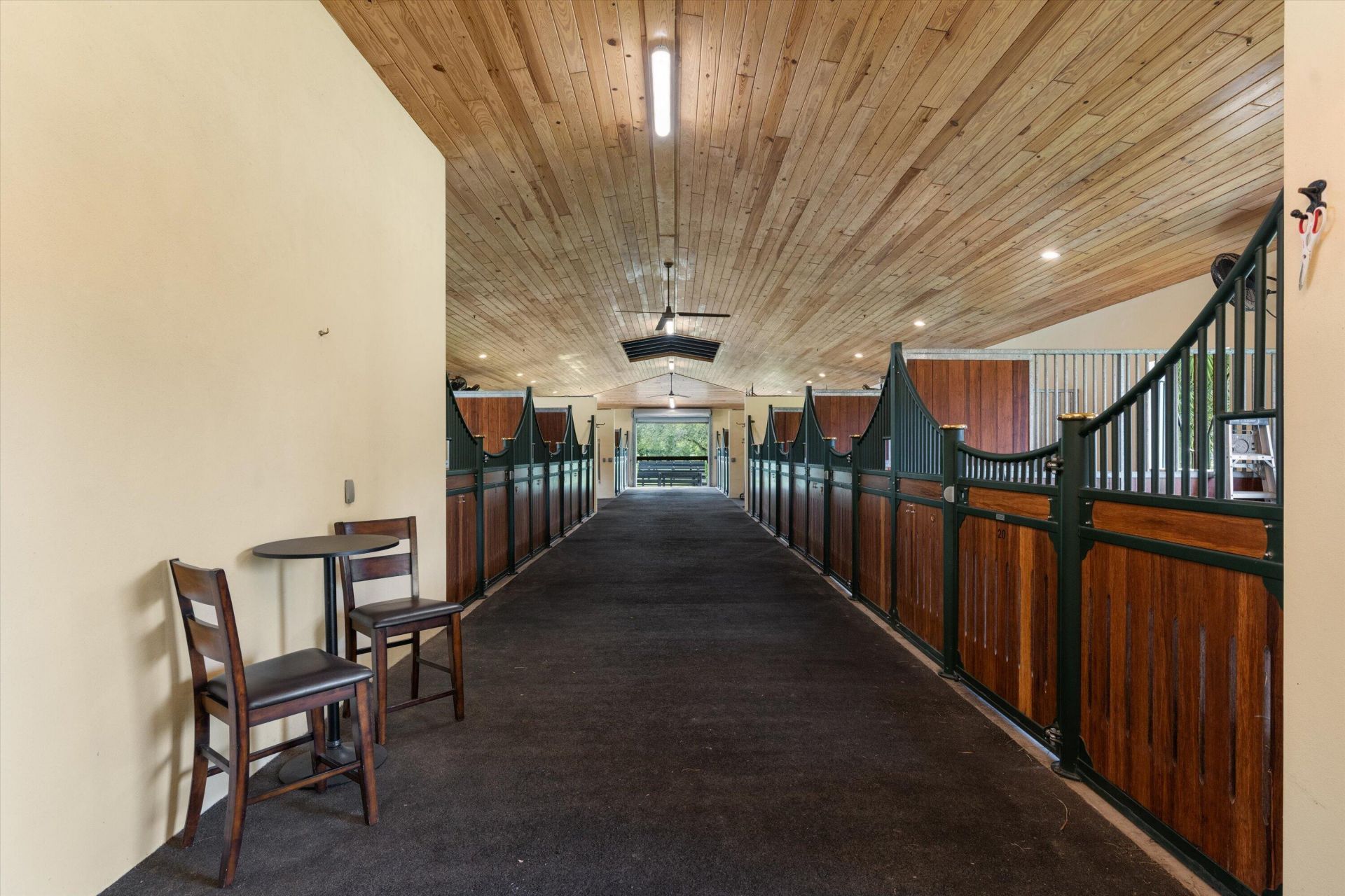 4980 Stables Way, Wellington, FL 33414 Photo