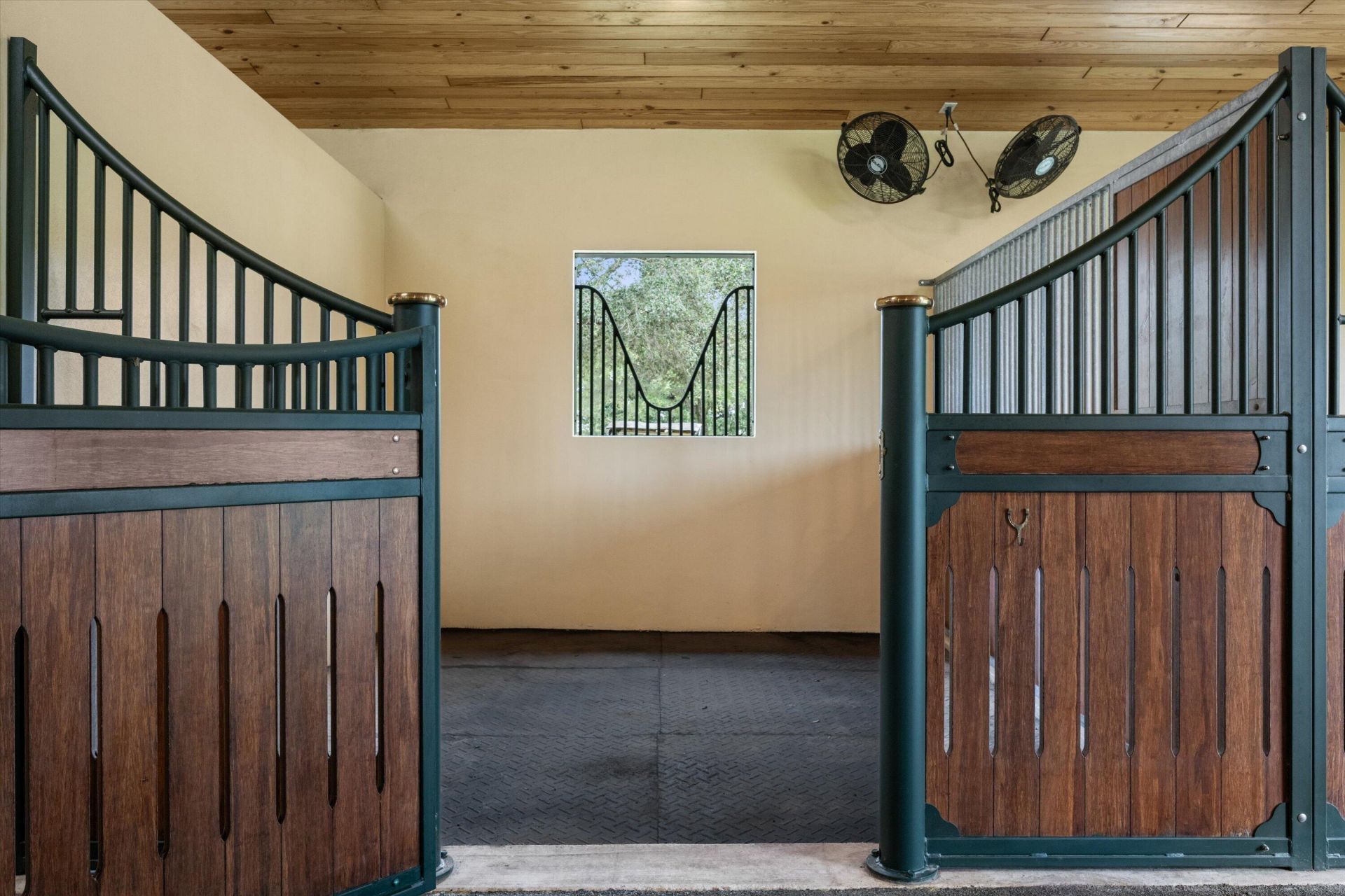 4980 Stables Way, Wellington, FL 33414 Photo