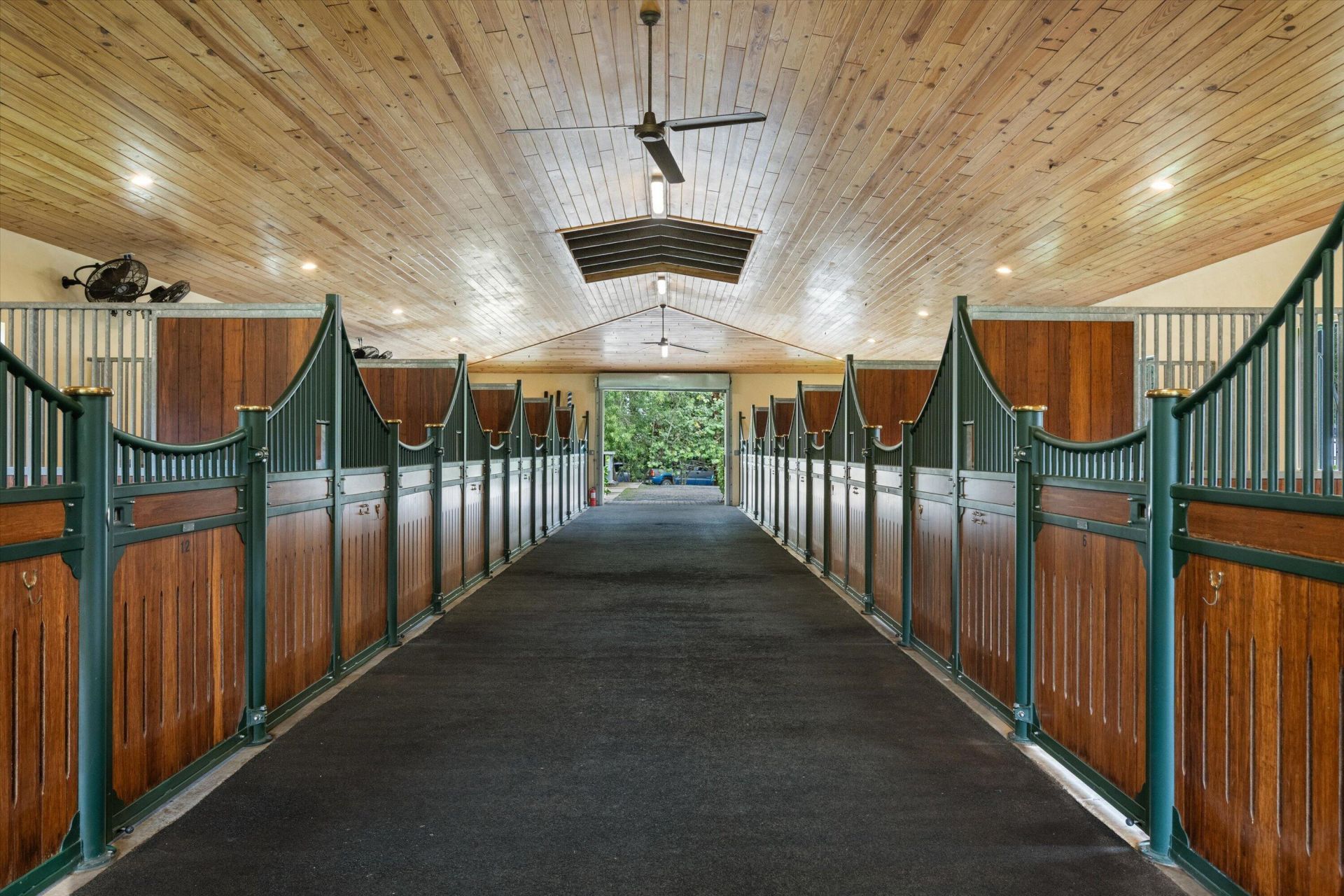 4980 Stables Way, Wellington, FL 33414 Photo