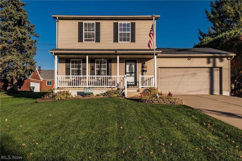 2114 Demington Avenue Nw, Canton, OH 44708 Main Photo