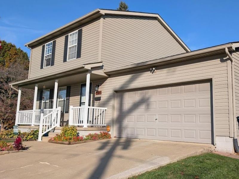 2114 Demington Avenue NW, Canton, OH 44708 Photo 2