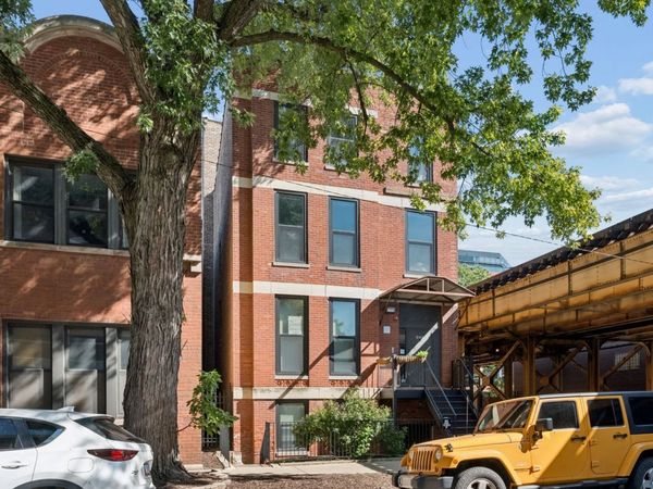 970 W Montana Street, Chicago, IL 60614
