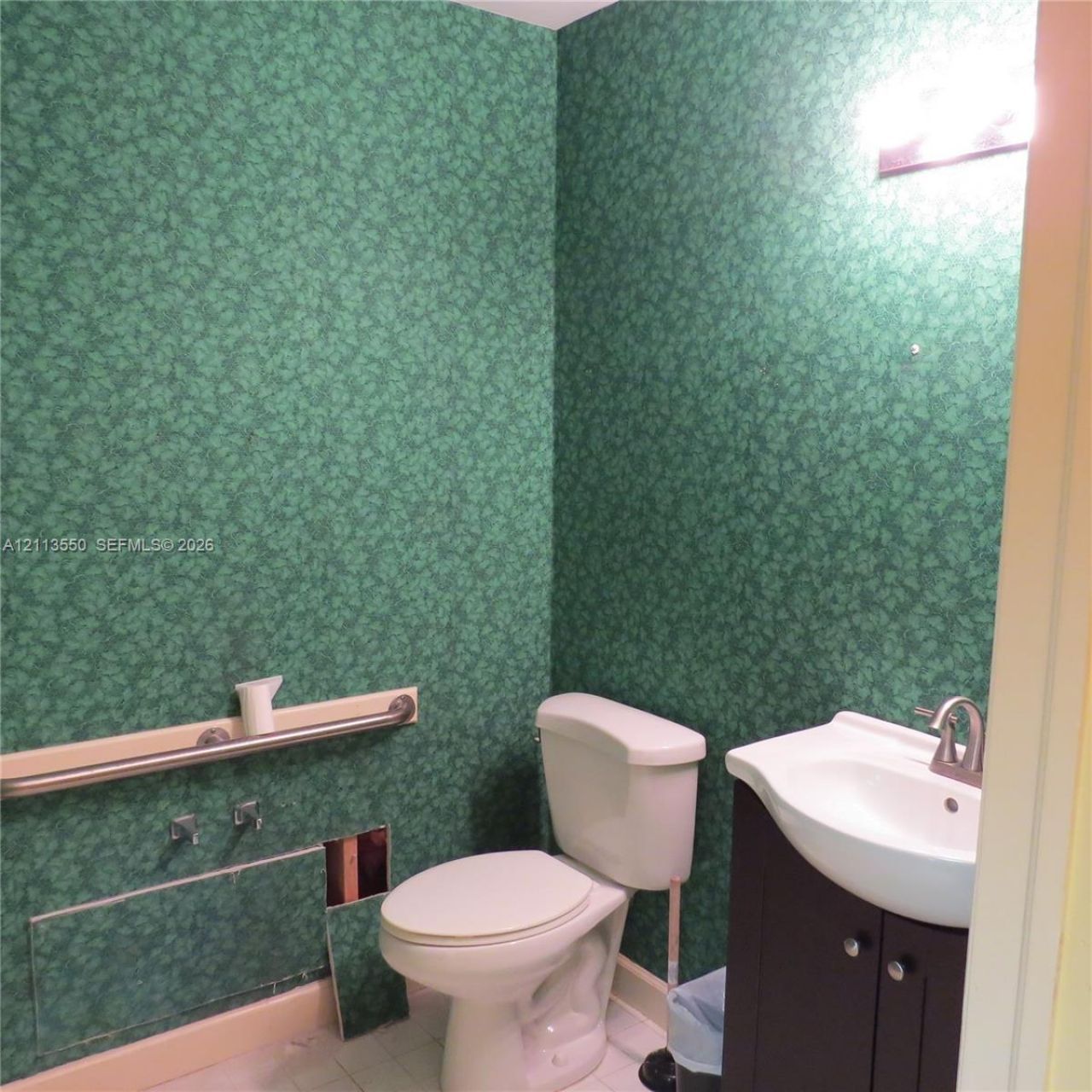 11970 SE Dixie Hwy , Unit 1, Hobe Sound, FL 33455 Photo