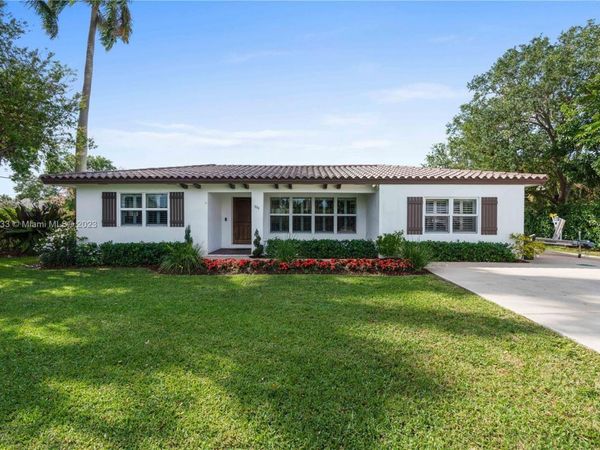 330 CENTER Street, Jupiter, FL 33458