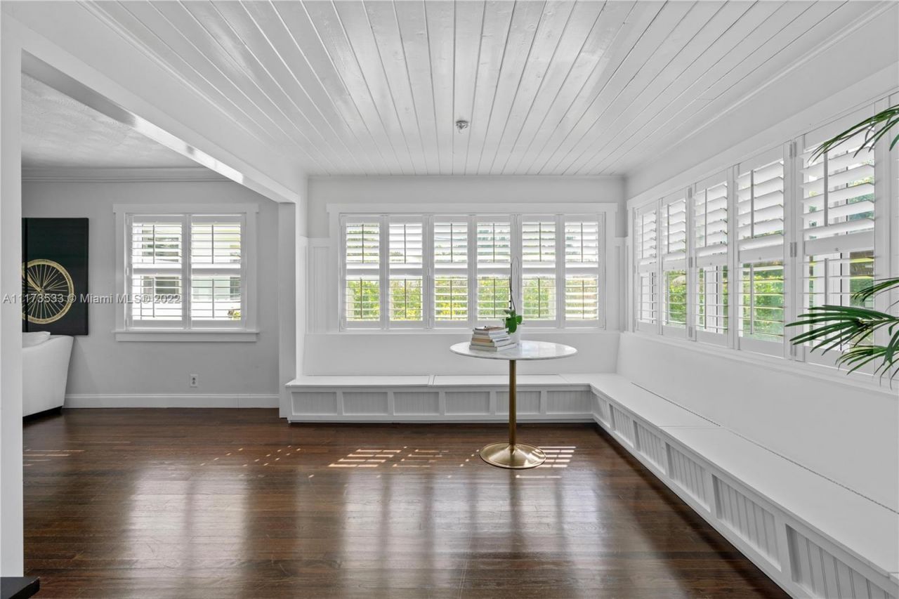 330 Center Street, Jupiter, FL 33458 Photo