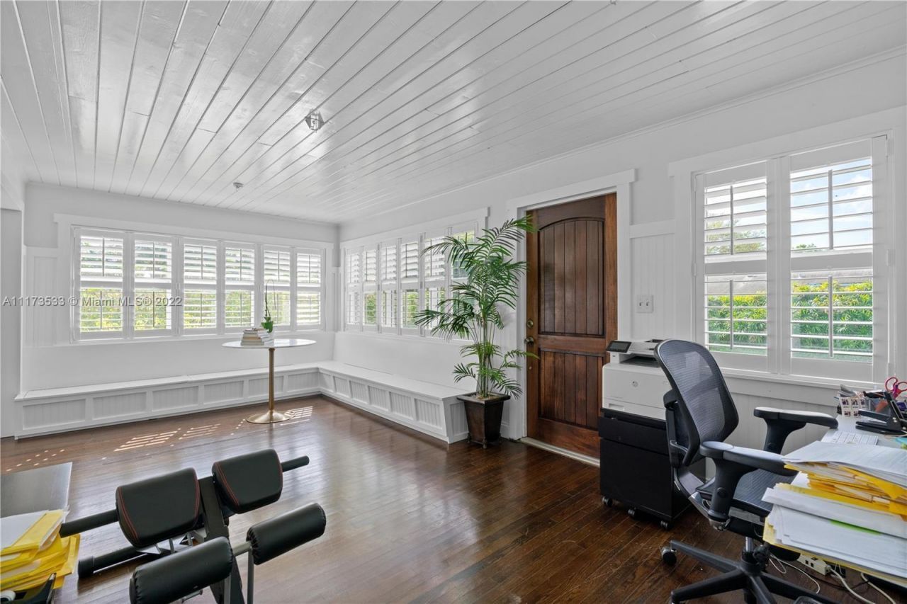330 Center Street, Jupiter, FL 33458 Photo