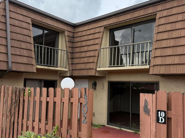 1302 Nebraska Avenue, Unit 10D, Fort Pierce, FL 34950