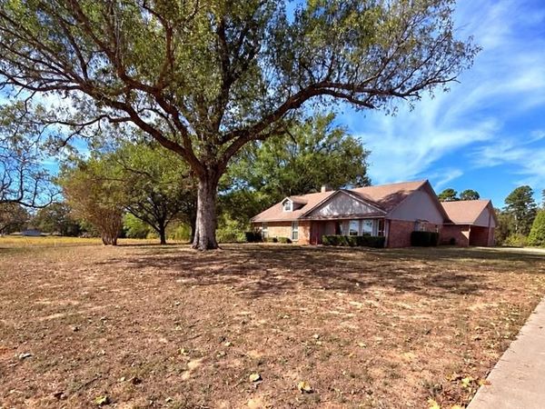 2613 County Road 4760 , Winnsboro, TX 75494