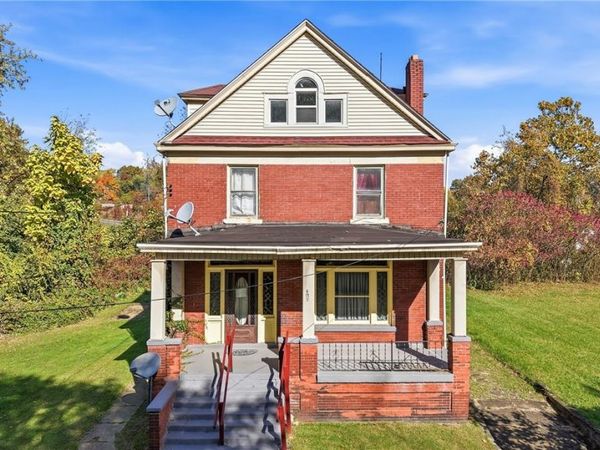 264 Valley Drive , Youngstown, OH 44505
