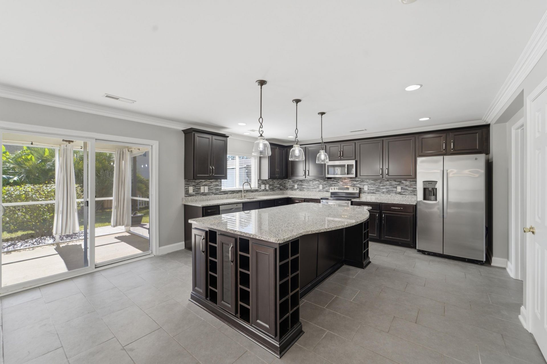 351 Albrighton Way Photo 11
