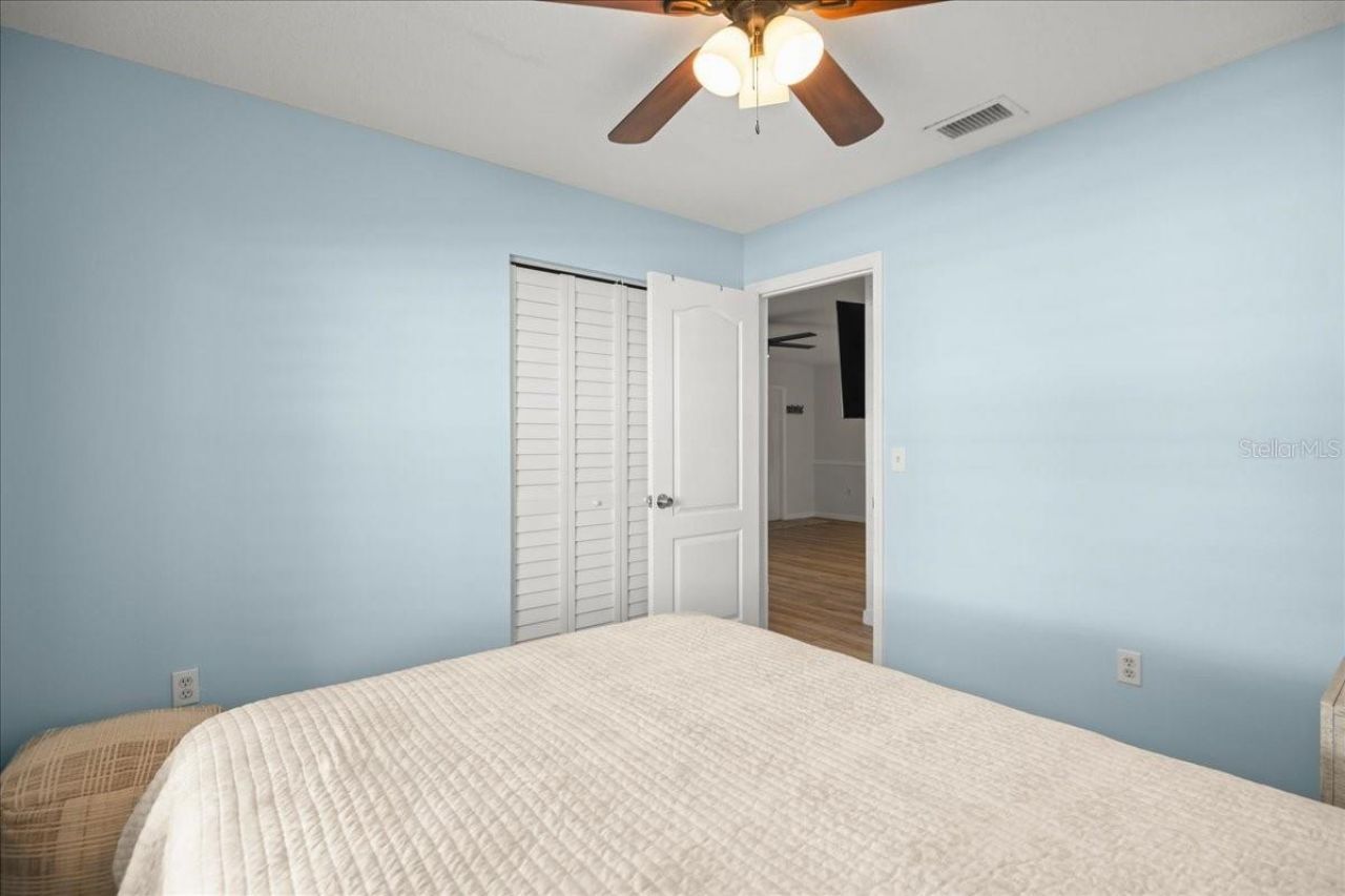 2201 54th Avenue Drive W, Bradenton, FL 34207 Photo