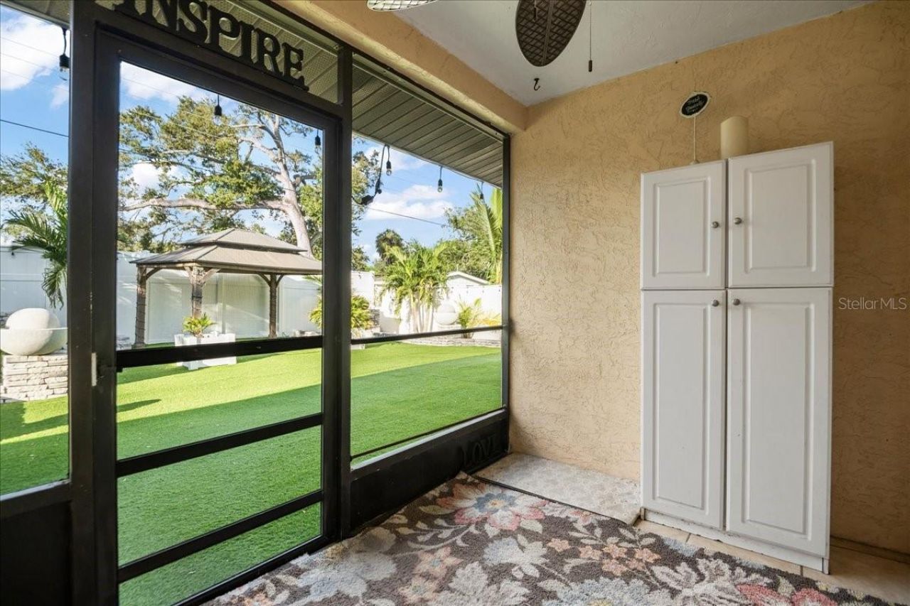 2201 54th Avenue Drive W, Bradenton, FL 34207 Photo