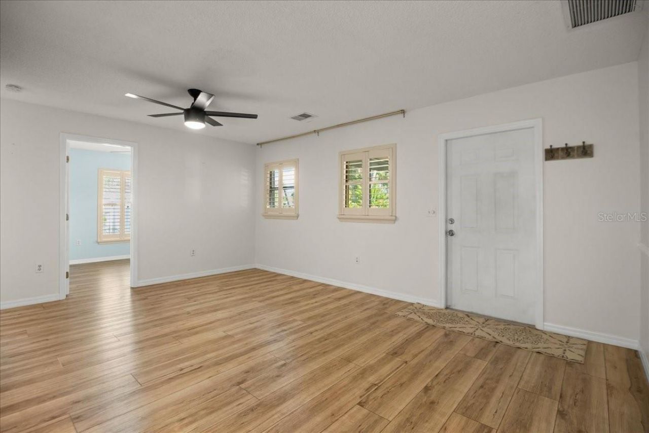 2201 54th Avenue Drive W, Bradenton, FL 34207 Photo