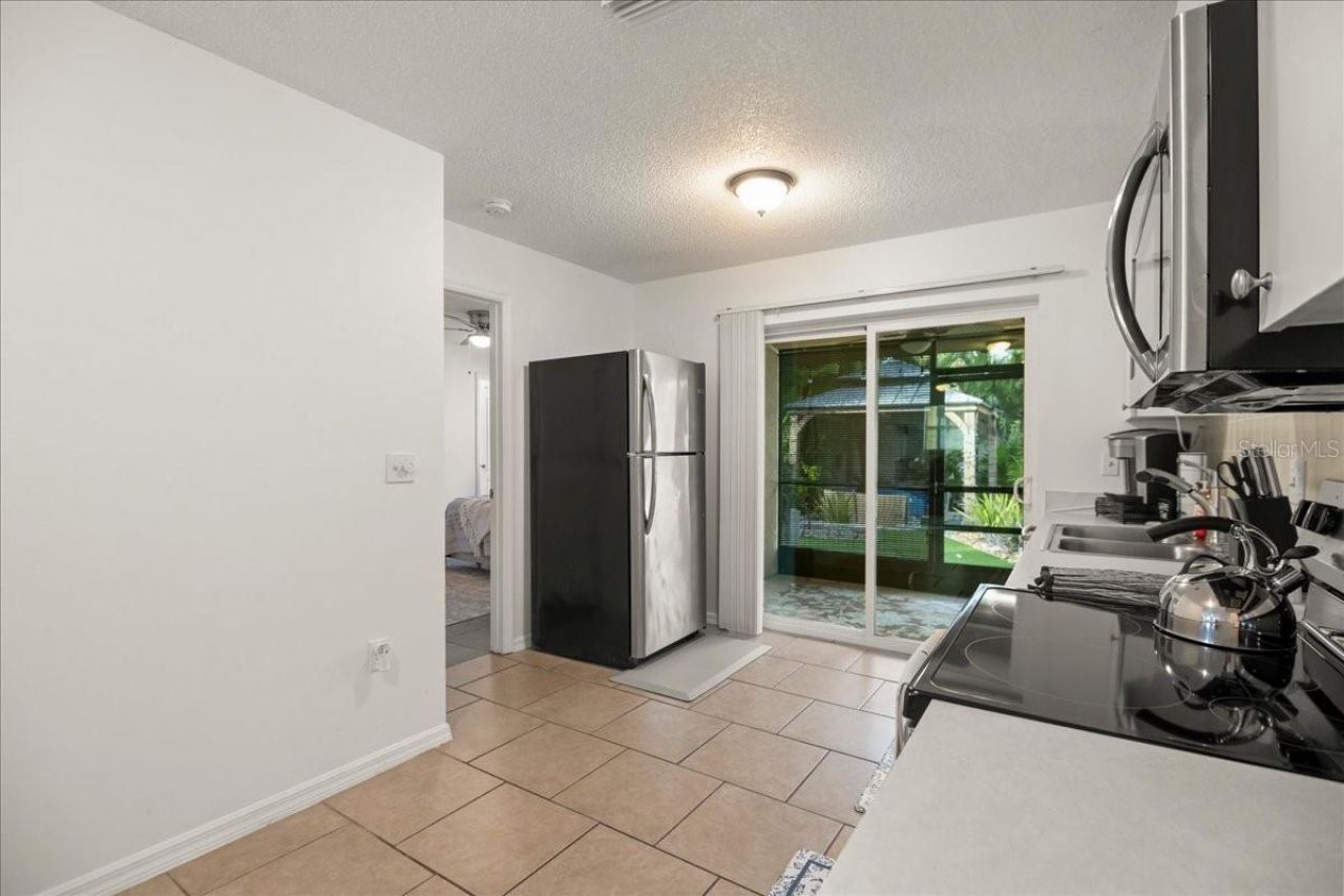 2201 54th Avenue Drive W, Bradenton, FL 34207 Photo