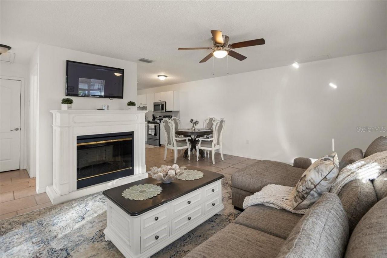 2201 54th Avenue Drive W, Bradenton, FL 34207 Photo