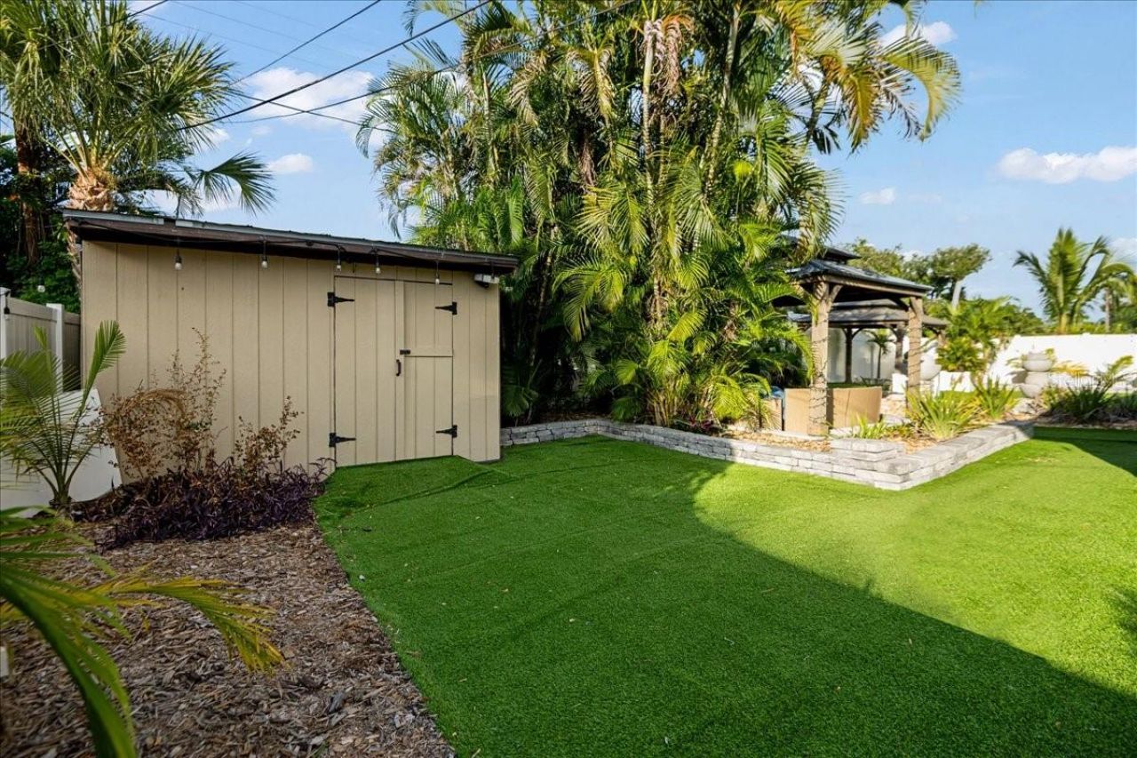 2201 54th Avenue Drive W, Bradenton, FL 34207 Photo